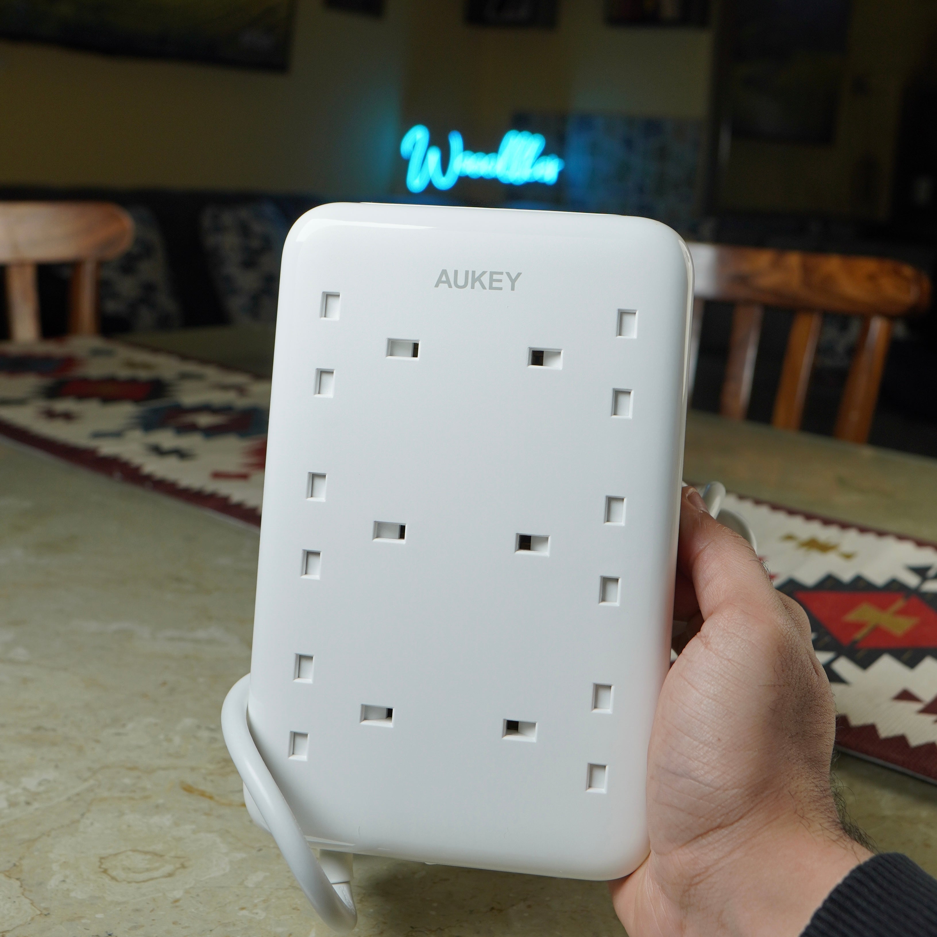 AUKEY Power Hub S – 6-Outlet Power Strip with 3 USB Ports (incl. USB-C), 20W Smart Charging & Surge Protection