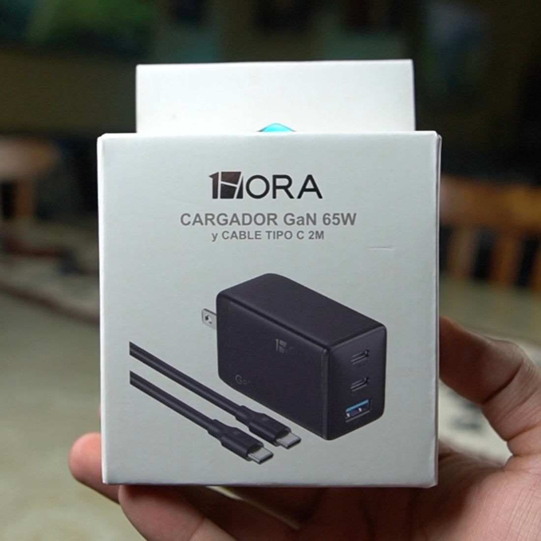 1Hora GaN 65W Fast Charger | 3-Port USB-C + USB-A PD Quick Charge Adapter
