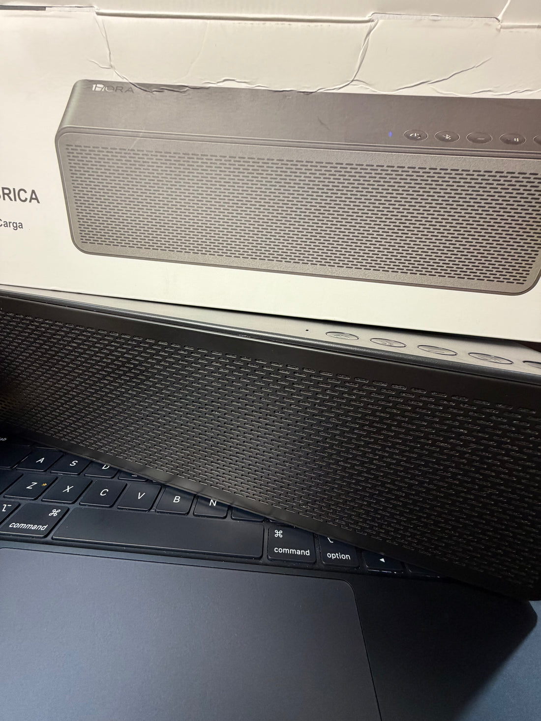 1HORA BOCINA 250 Portable Bluetooth Speaker – Deep Bass, LED Lights, Long Backup